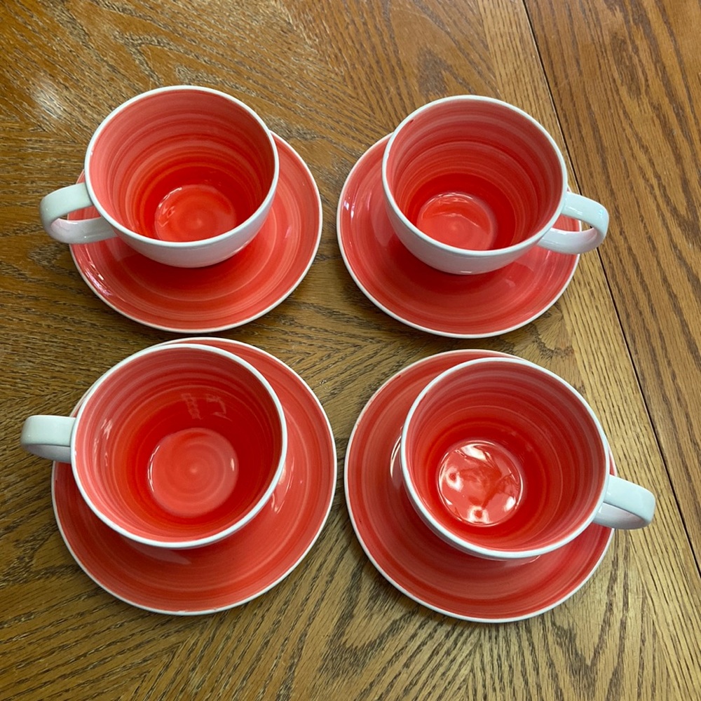 Porcelain Cappuccino Cups with Saucers -8
